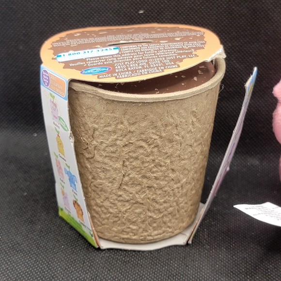 Sakuties Grow A Smile Series 2 Mystery - CHARLOTTE Pink Pig 3" Mini Plush - Picture 4 of 11